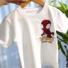 REMERA OVERSIZE SPIDEY BLANCA