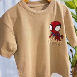 REMERA OVERSIZE SPIDEY BEIGE